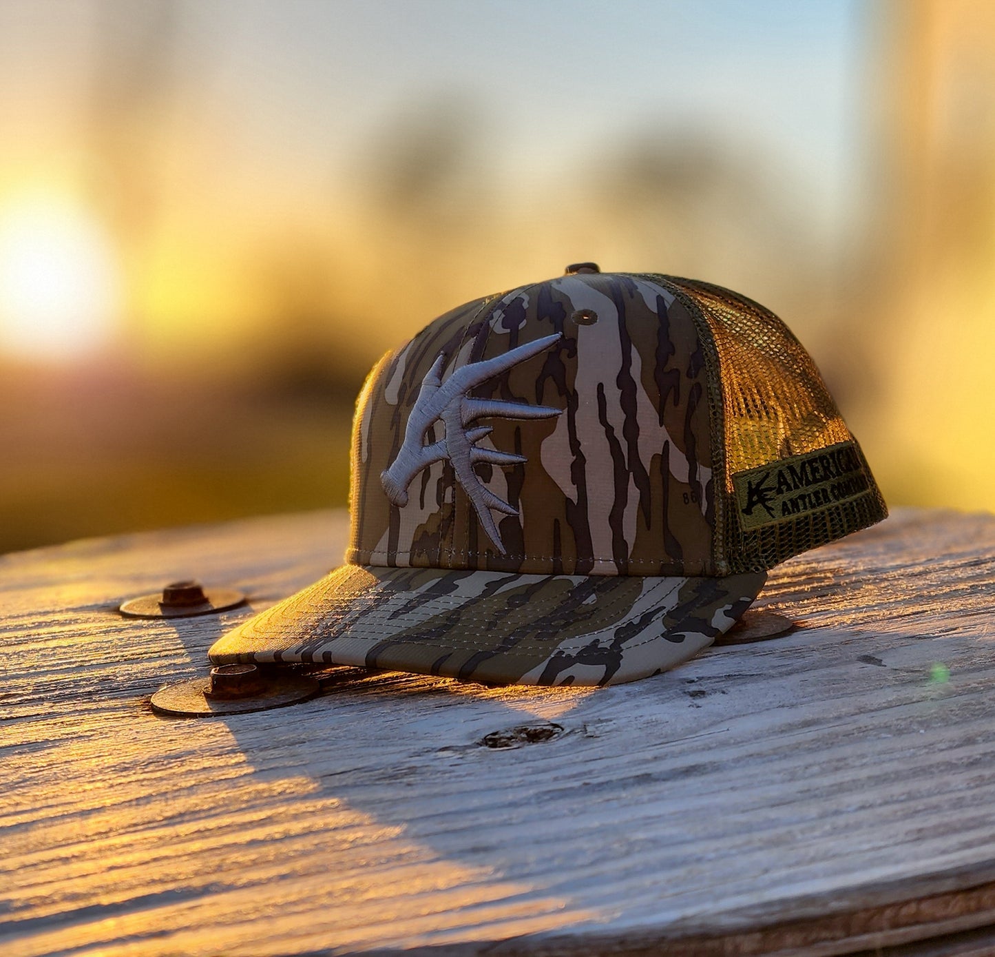 Mossy Oak Bottomland American Antler Symbol Snapback