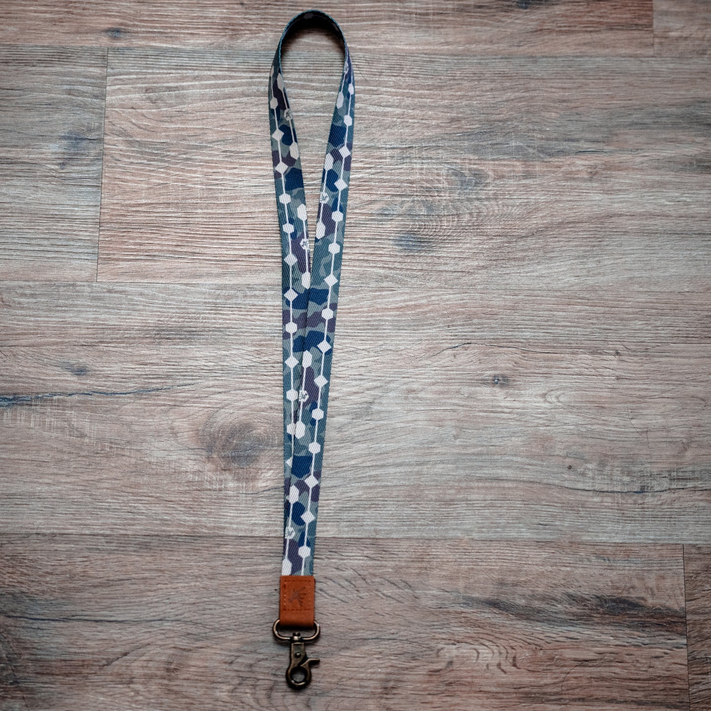 Vanish lanyard