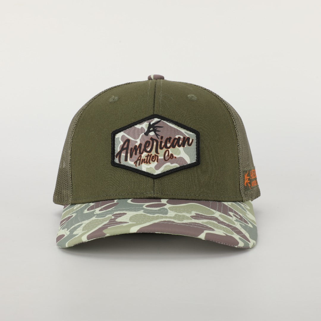 Old skool camo patch snapback.